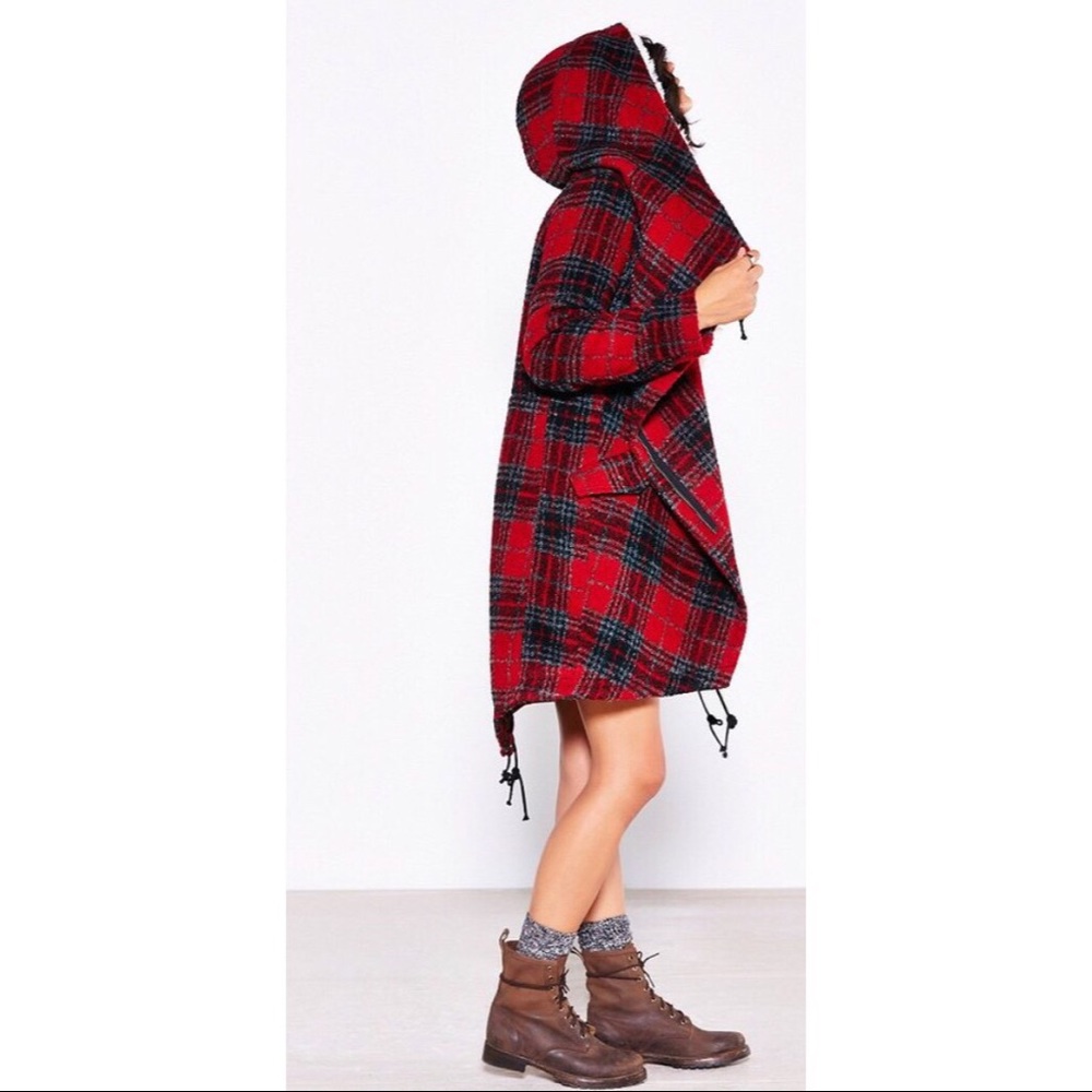 Asymmetrical coat - Picture 2 of 8